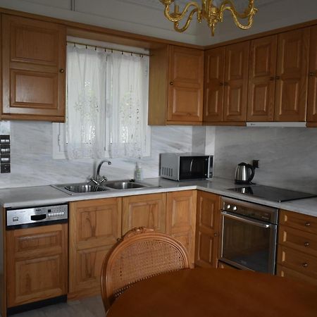 Estate Dafnopanagia Villa Magda Asprogerakata Exteriör bild