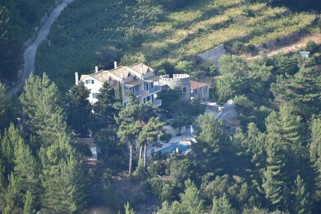 Estate Dafnopanagia Villa Magda Asprogerakata Exteriör bild