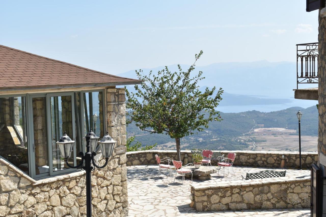 Estate Dafnopanagia Villa Magda Asprogerakata Exteriör bild
