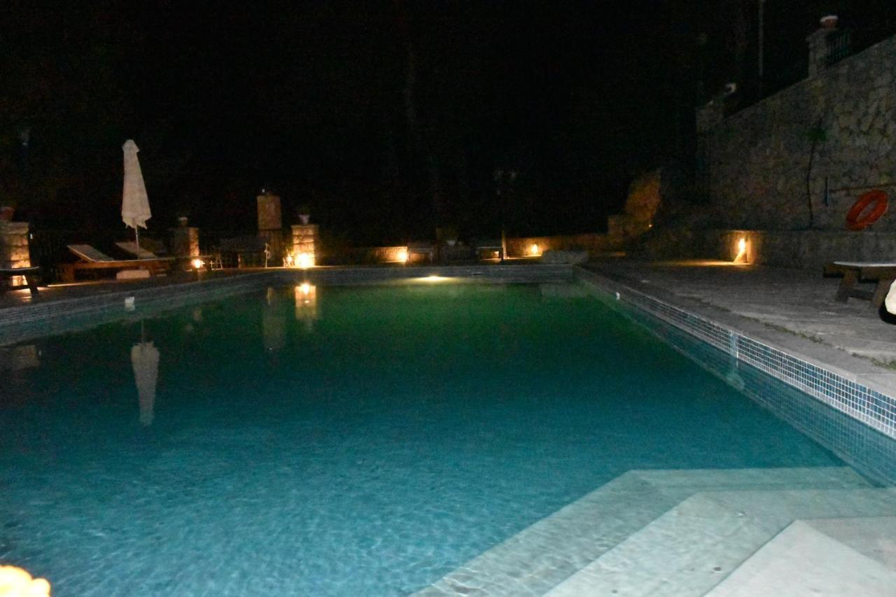Estate Dafnopanagia Villa Magda Asprogerakata Exteriör bild