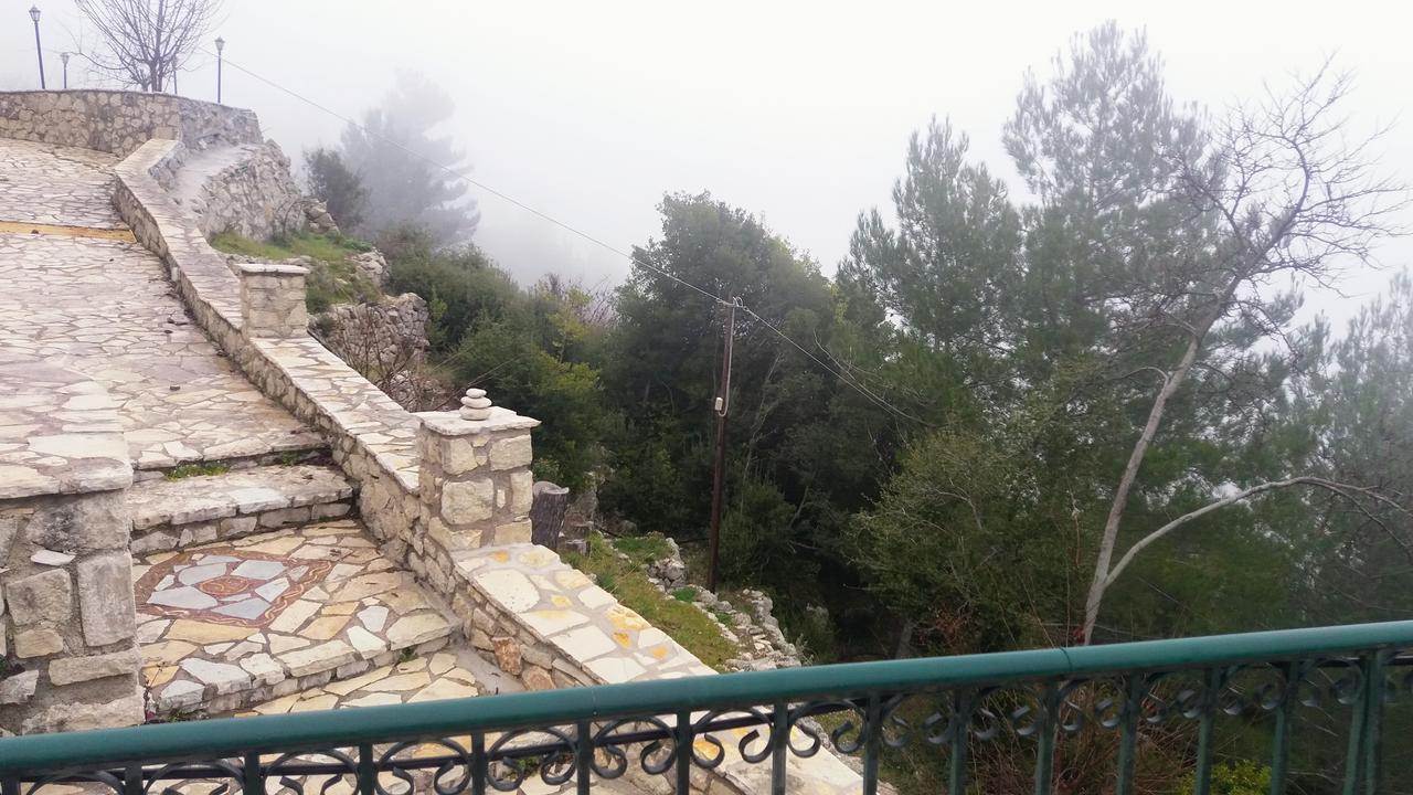 Estate Dafnopanagia Villa Magda Asprogerakata Exteriör bild