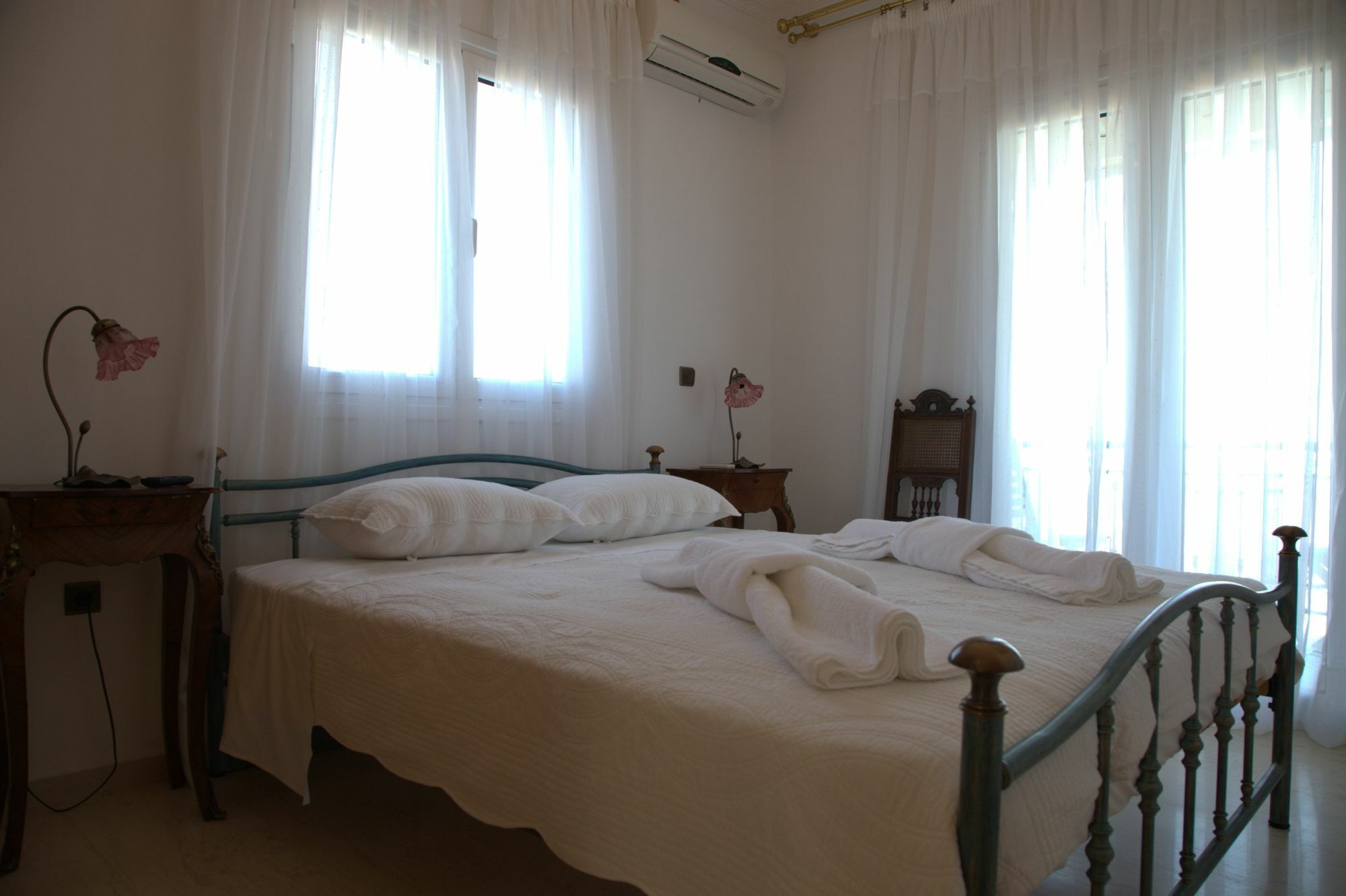 Estate Dafnopanagia Villa Magda Asprogerakata Exteriör bild